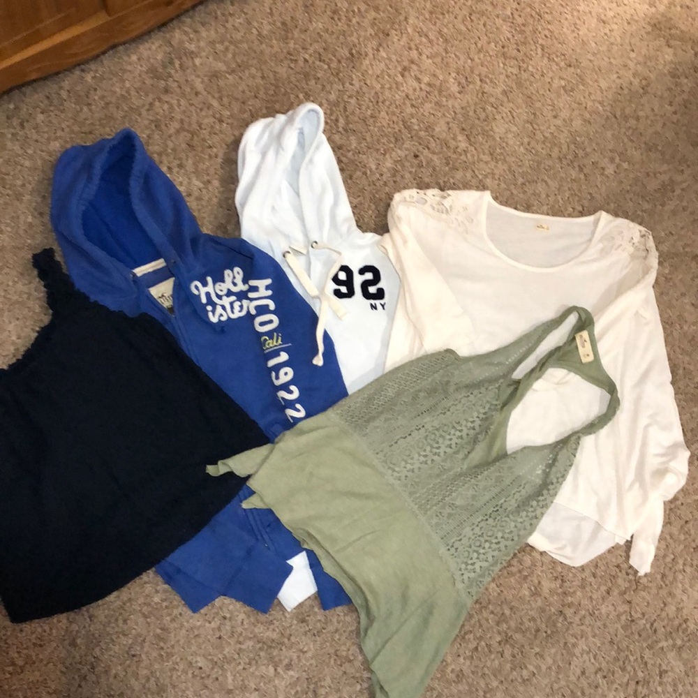 Hollister 5 piece lot size large